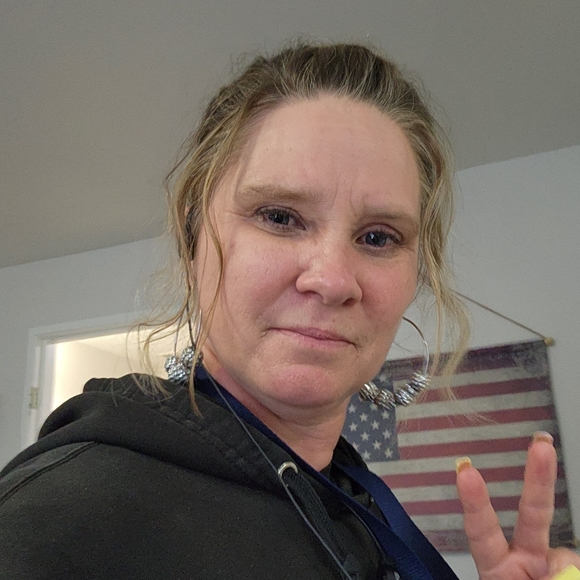 Meet your Posher, Tabitha - Picture 2 of 6